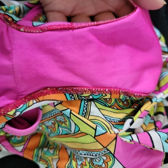 TRINA TURK Tuvalu Print One-Piece Swimsuit Sz 6 Beachy Resortwear Vacation Sexy - Picture 7 of 11